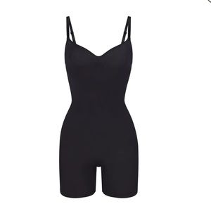 skims mid thigh mid support bodysculpt body shapewear